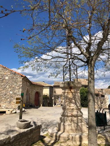 Others 4, Maison des Bourgades, Gard