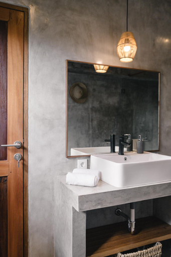 Bathroom 3, Kano Canggu Loft, Badung