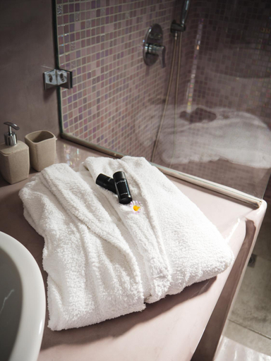 Bathroom 3, Vitsentzos Suites, South Aegean