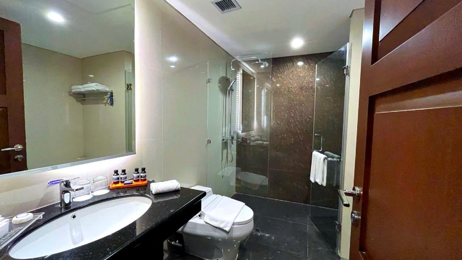 Bathroom 5