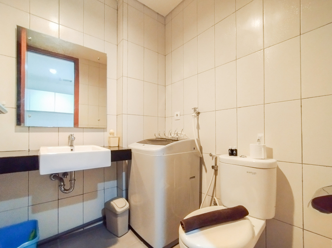 Bathroom 5, Tranquil Designed 2BR Apartment Dago Suites By Travelio, Bandung