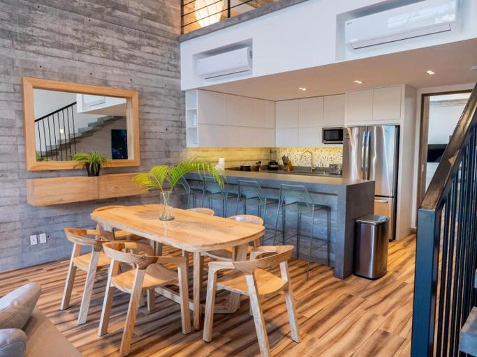 Others 5, Nereidas Lofts, Compostela