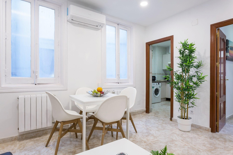 Others 2, Design Apt. Historic District - Sol, Madrid