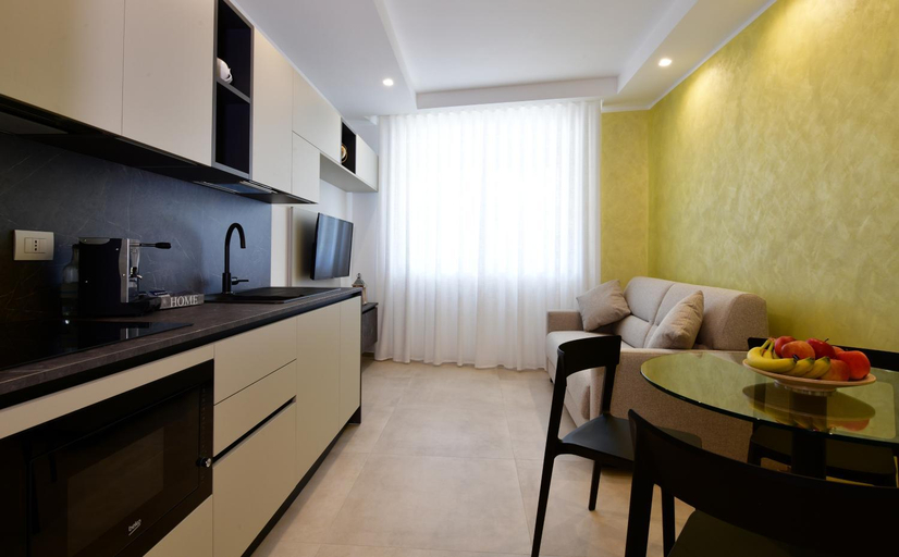 Others 3, Vilu Suite Centro, Bari