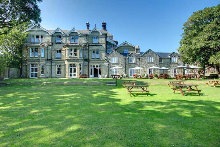 Others 1, Daish's Hotel, Isle of Wight