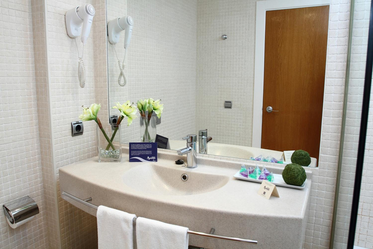 Bathroom 4, Hotel Albahia, Alicante