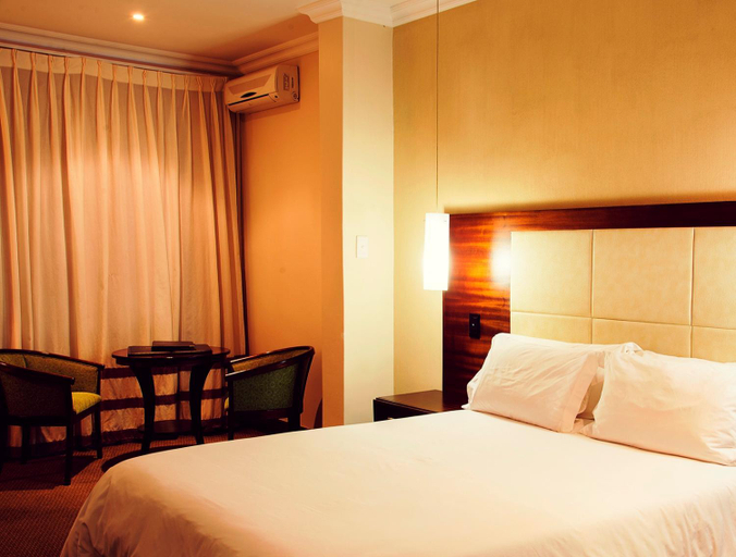 Bedroom 1, Premier Splendid Inn Pinetown, eThekwini