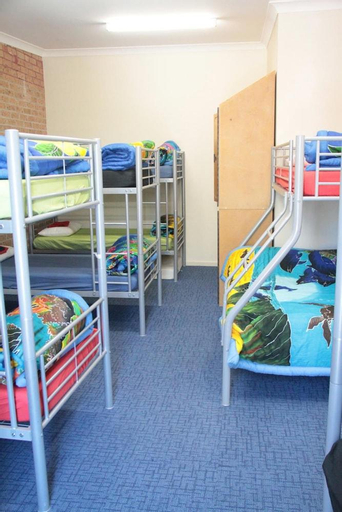 Bedroom 2, The Entrance Backpackers, Wyong - South and West