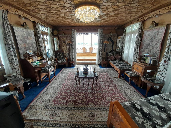 Others 4, Palace Heights HouseBoats, Srinagar