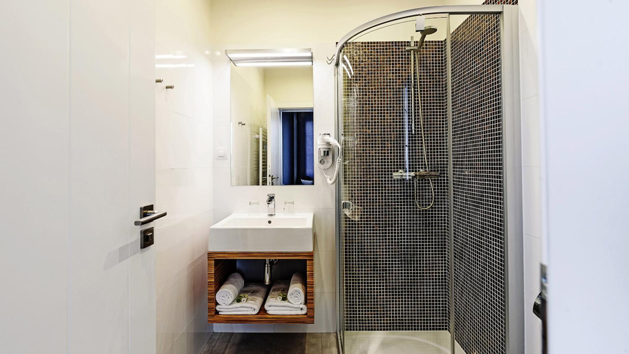 Bathroom 4, Penzion Bird's Nest, Brno