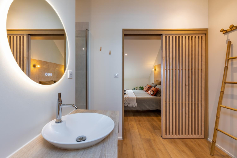 Bathroom 2, La Burie, Charente-Maritime