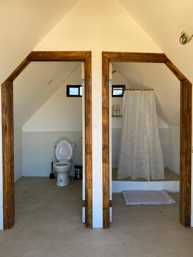 Bathroom 8