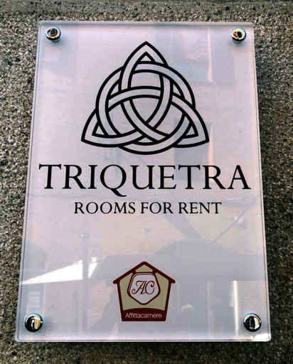Others 5, Triquetra, Ferrara