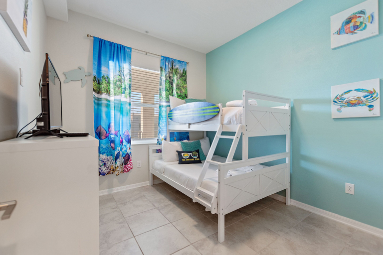Bedroom 3, 2bd Top Floor Condo Overlooking Pool by Shine Villas, Osceola