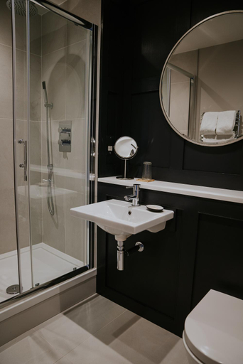 Bathroom 2, Dacre House, Cumbria