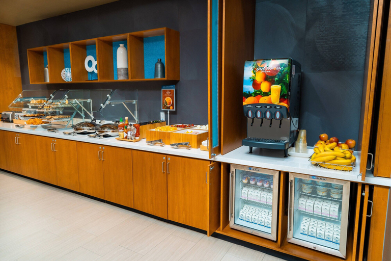 Food & Drinks 5, SpringHill Suites by Marriott Newark Fremont, Alameda