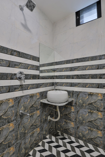 Bathroom, Hotel Premium Villa, Gandhinagar