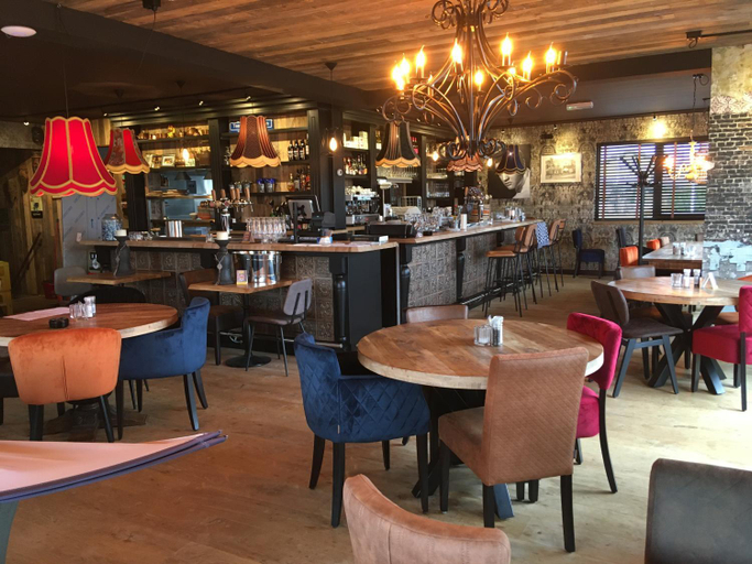 Food & Drinks 4, Millsight, Uitgeest