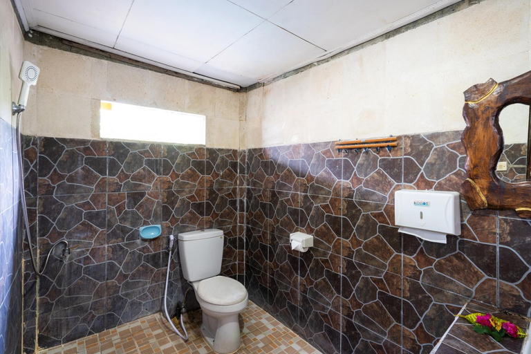 Bathroom 5, Mushroom Beach Bungalow, Klungkung