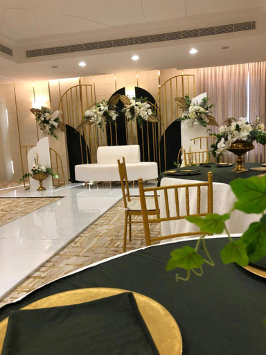 Food & Drinks 5, Sama Muscat Hotel, Seeb