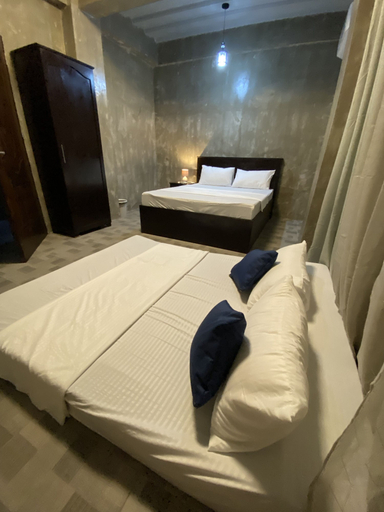 Others 5, Hai Inn, Dumaguete City