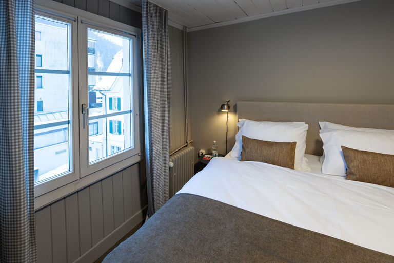 Bedroom 2, Hotel Bergidyll - Riders Haven - Self Check In, Uri