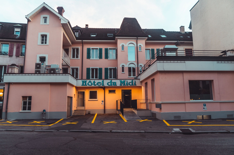 Others 3, Hotel du Midi, Delémont