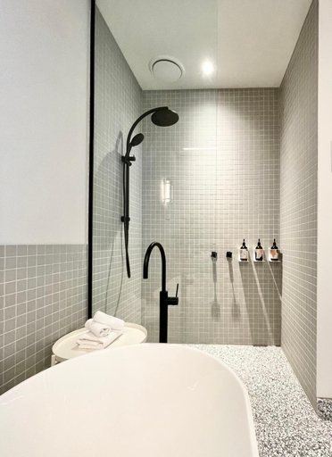 Bathroom 4, Comfort Inn Trawool, Mitchell - North