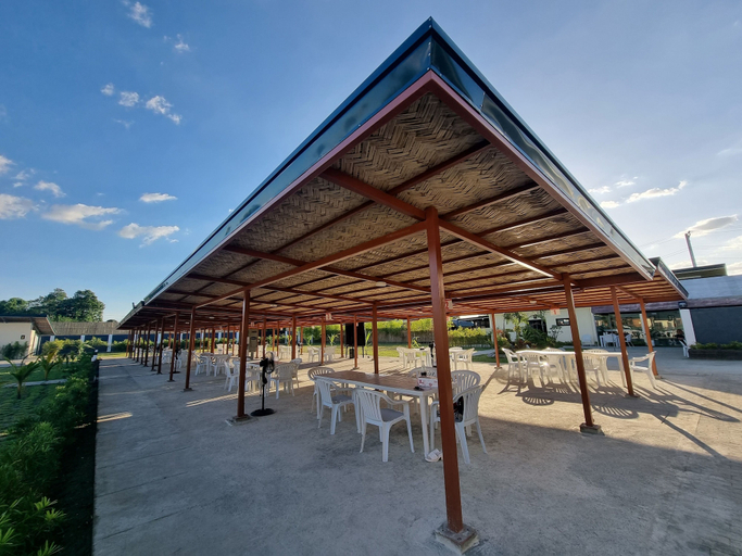 Food & Drinks, 34k Hotel and Resort powered by Cocotel, Bautista