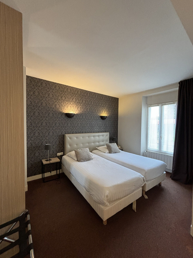 Bedroom 3, Hôtel De Troyes, Aube