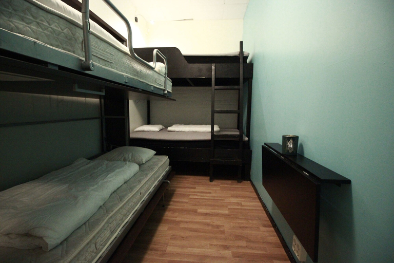Bedroom 3, Vandrarhem Uppsala Centralstation - Hostel, Uppsala
