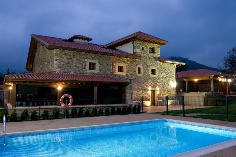 Sport & Beauty 2, Hotel Suites Valles Pasiegos, Cantabria