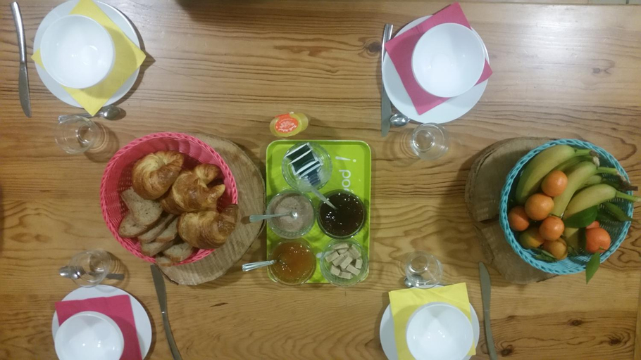 Food & Drinks 3, Gite de montagne du Plateau de Lhers- Accueil randonneurs, Pyrénées-Atlantiques