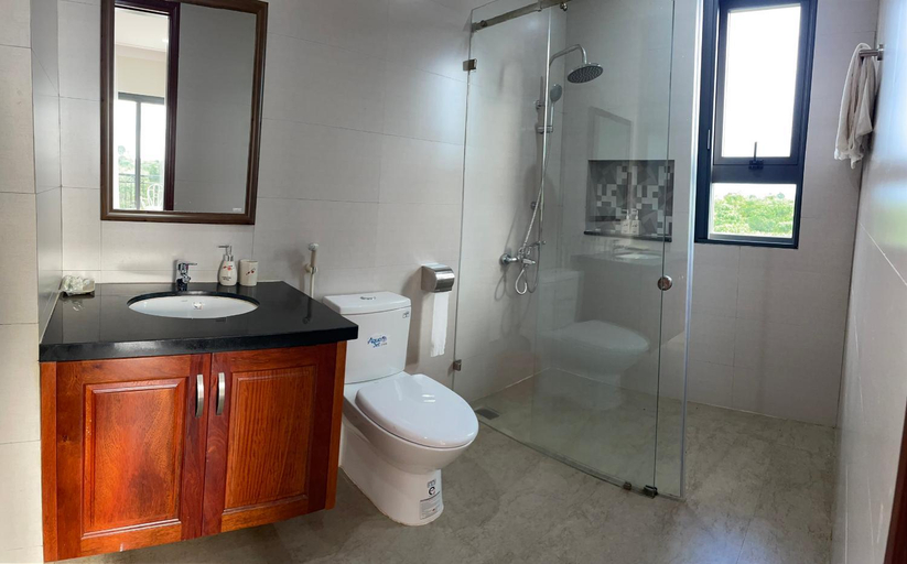 Bathroom 4, Sen Villa, Bảo Lộc
