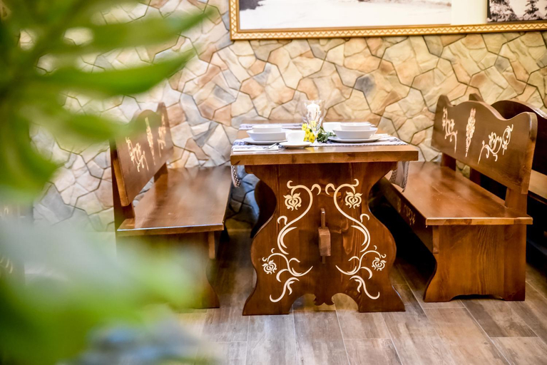 Food & Drinks 5, Czarna Turnia -ZAKOPANE, Tatra