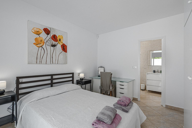 Bedroom 1, Wonderful villa in Sueno Azul with private pool, Santa Cruz de Tenerife