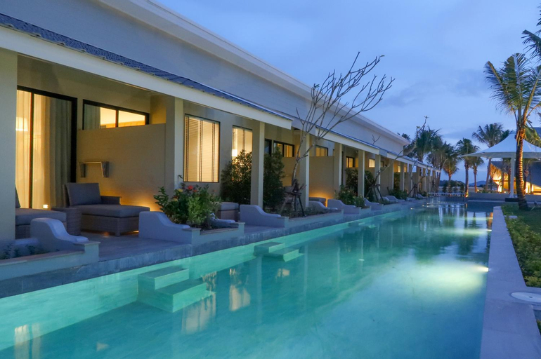 CRAFT Resort & Villas - Tap to explore photos