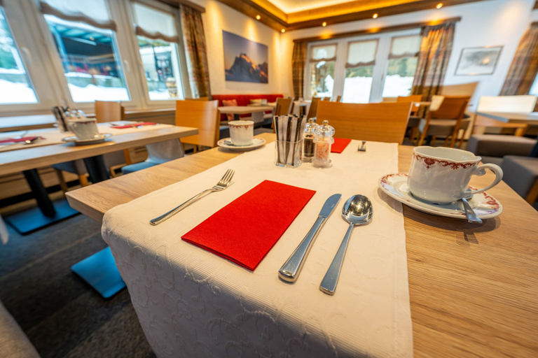 Food & Drinks 5, Hotel Sarazena, Visp