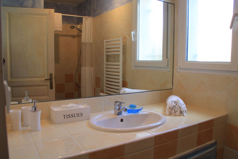 Bathroom 5, Chambres d'hôtes La Dryade, Var