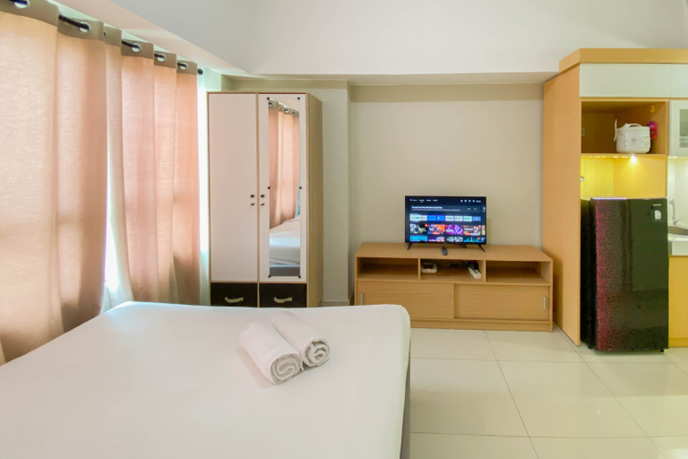 Others 2, Pleasant and Tidy Studio Apartment Springlake Summarecon Bekasi Apartment By Travelio, Bekasi