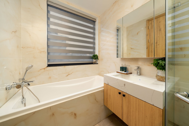 Bathroom 4, The Galaxy Home Apartment Doi Can, Ba Đình