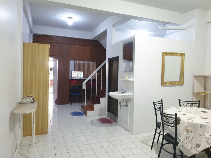 Bedroom 2, 7-7 House Classic House for Family, Hat Yai