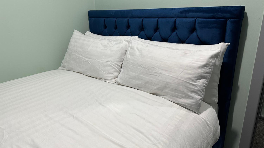 Others 4, Homestay in Walsall, Walsall