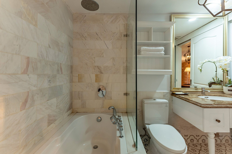 Bathroom 4, Golden Star Hotel & Apartment, District 7