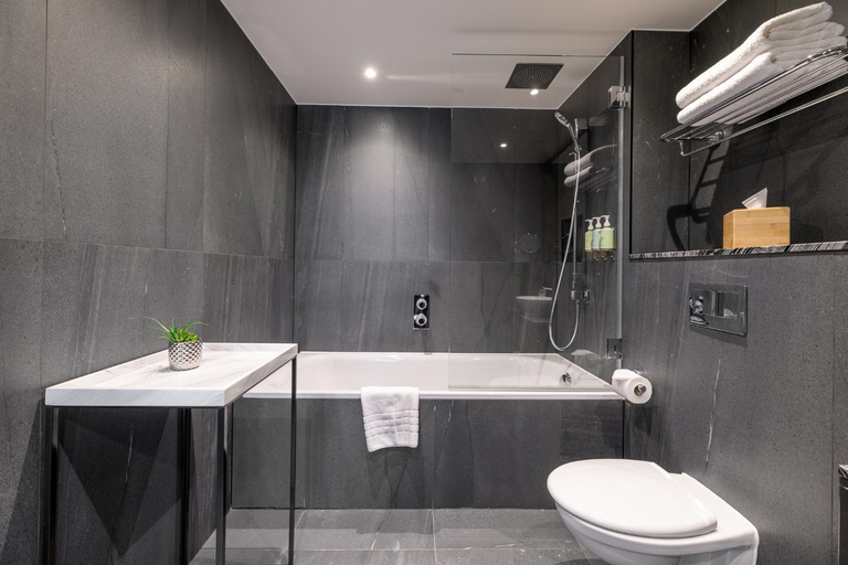 Bathroom 4, Dao by Dorsett West London, London