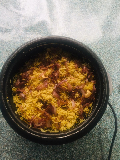 Food & Drinks 5, Hotel Miami, N. Palatha Central