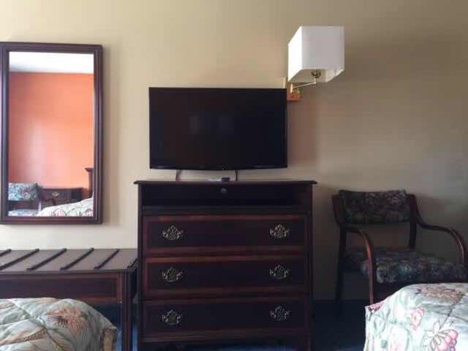 Others 4, Motel 6 Bracey, VA – I-85, Mecklenburg