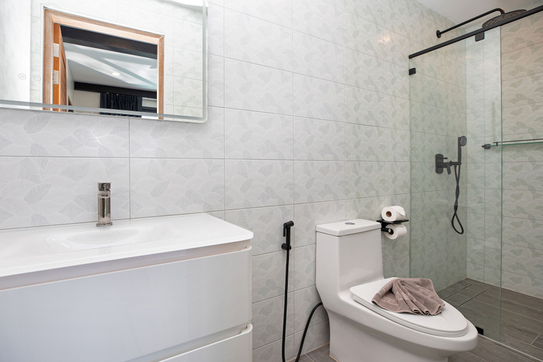 Bathroom 4, Innovative 12m Eco Pool Villa Sunset 1, Pulau Phuket