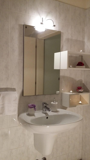 Bathroom 5, B&B Le Muse, Trento