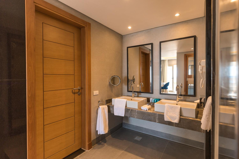 Bathroom 5, Sunrise Diamond Beach Resort -Grand Select, Sharm el-Sheikh